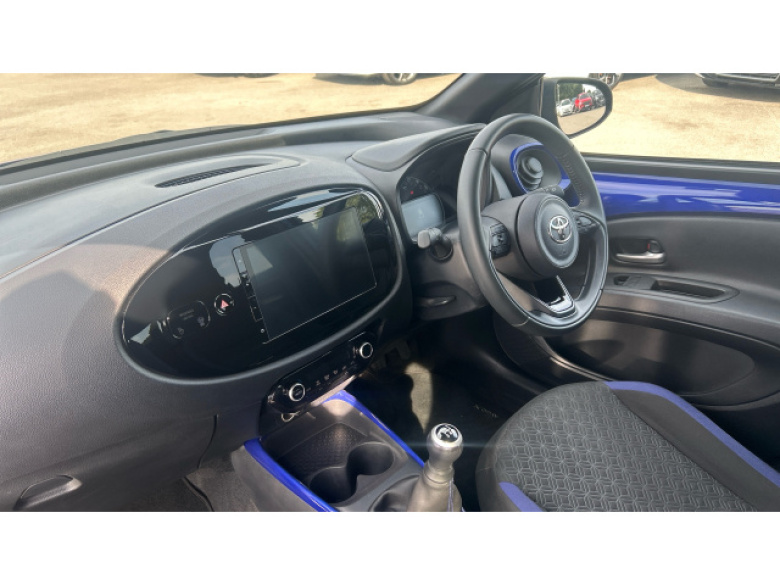 Toyota Aygo X 1.0 VVT-i Edge 5dr Petrol Hatchback